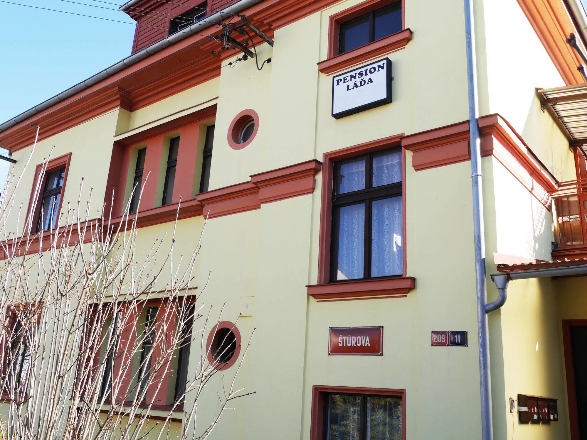 Pension Lada Karlovy Vary Luaran gambar