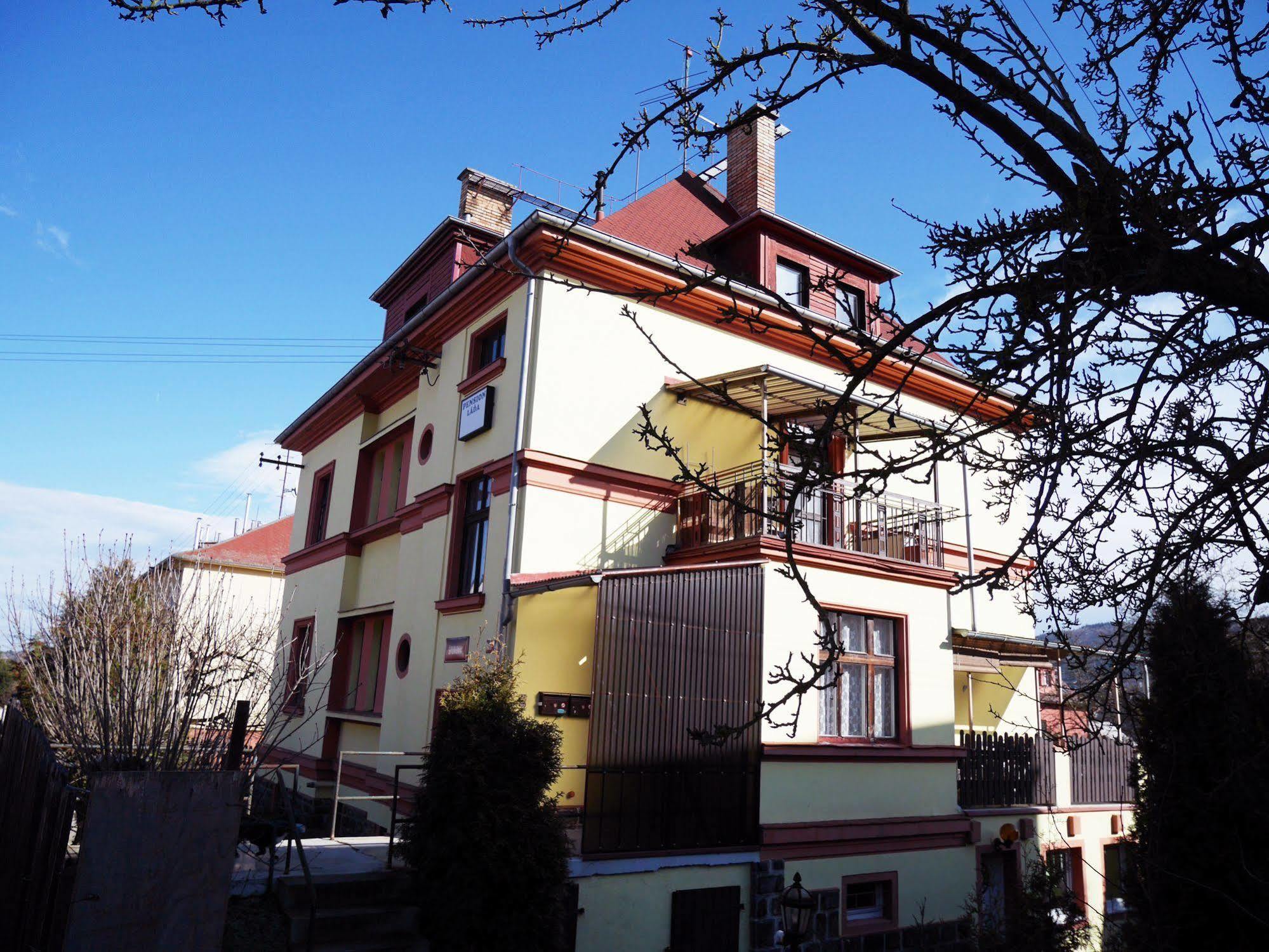 Pension Lada Karlovy Vary Luaran gambar