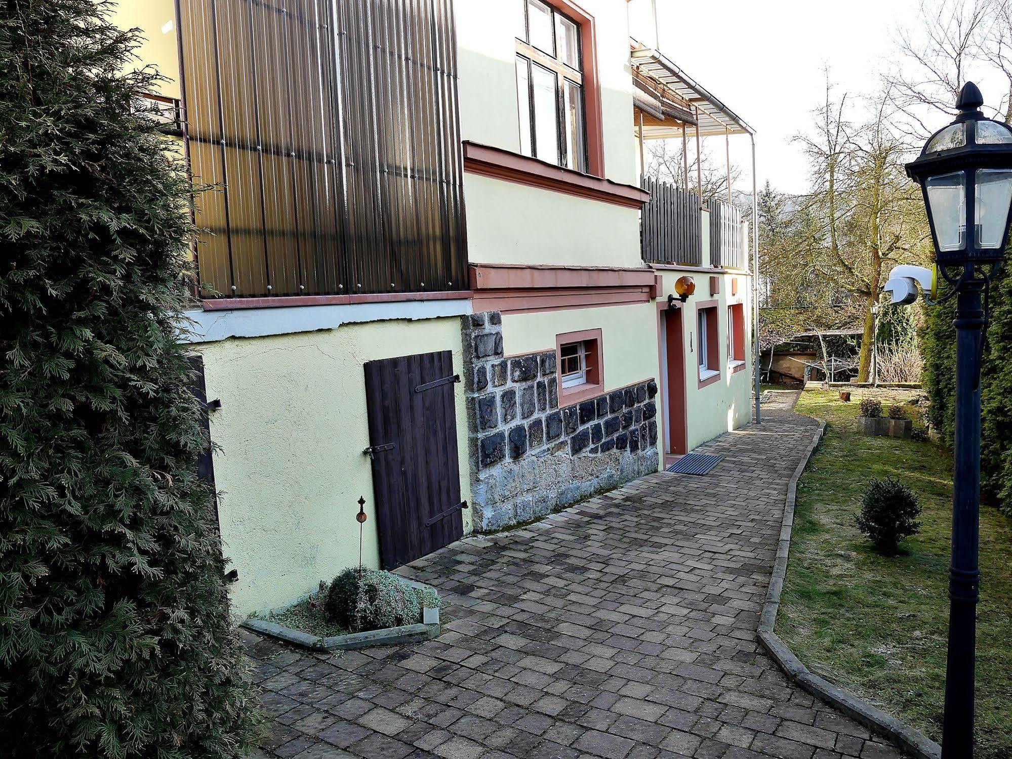Pension Lada Karlovy Vary Luaran gambar